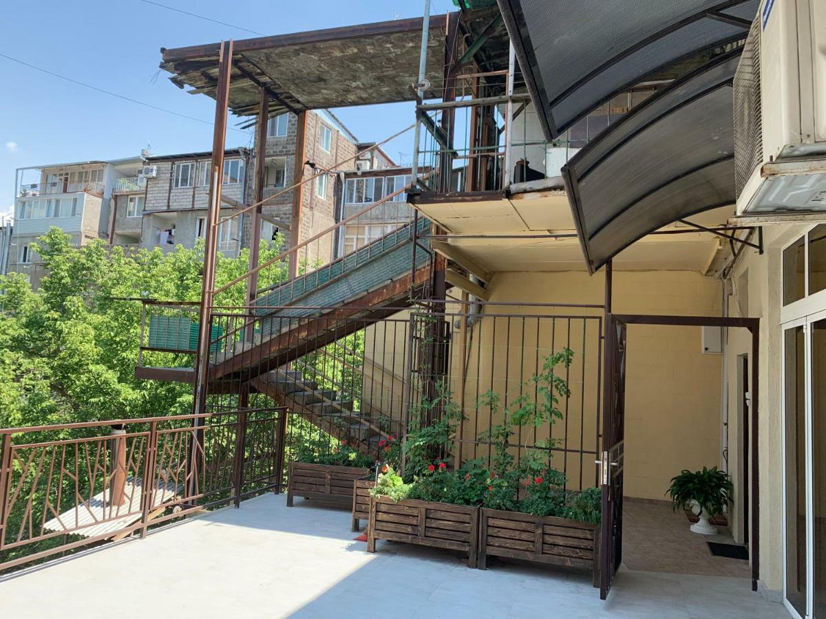 Askhouse Otel Erivan Dış mekan fotoğraf